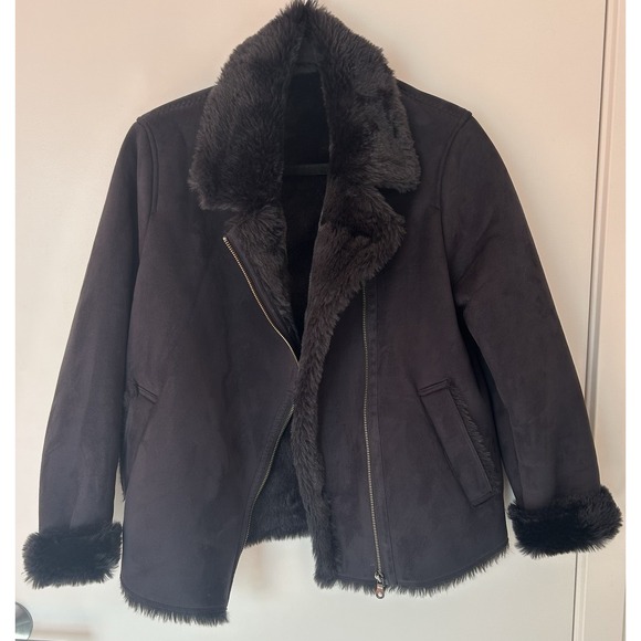 Uniqlo Jackets & Blazers - UNIQLO Jacket Black Faux Fur Women Size S
